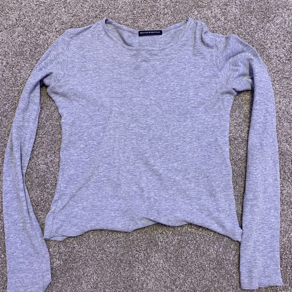 brandy melville long sleeve shirt